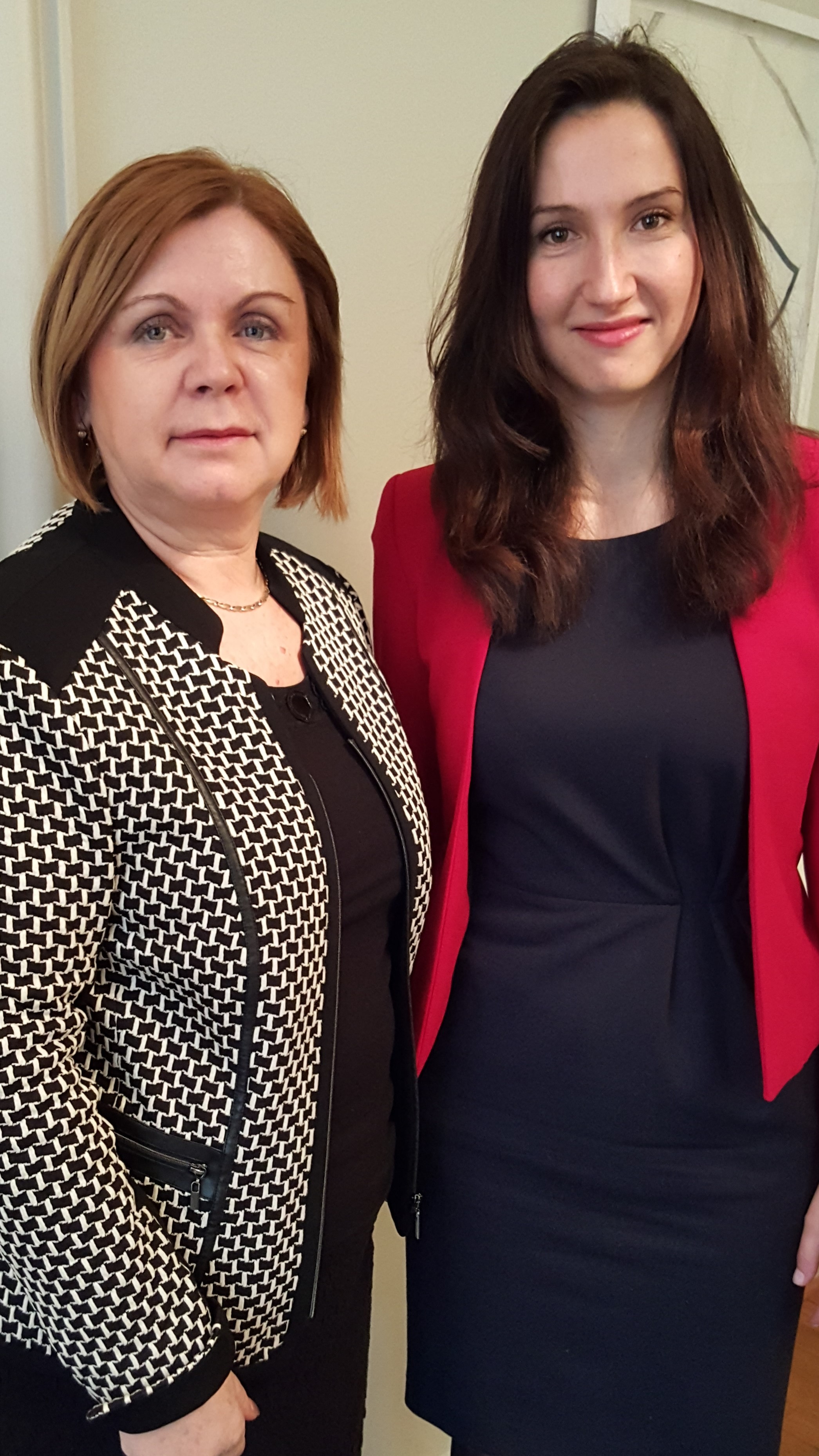 Veleposlanica Vesna Ćužić se sastala s ministricom Aidom Hadžialić